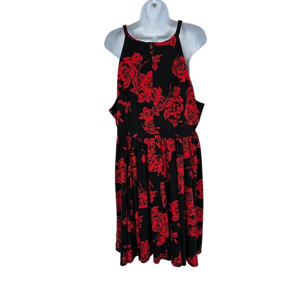 Torrid Rose Print Ponte Scoop Neck Skater Dress Size 22 - Picture 2 of 8